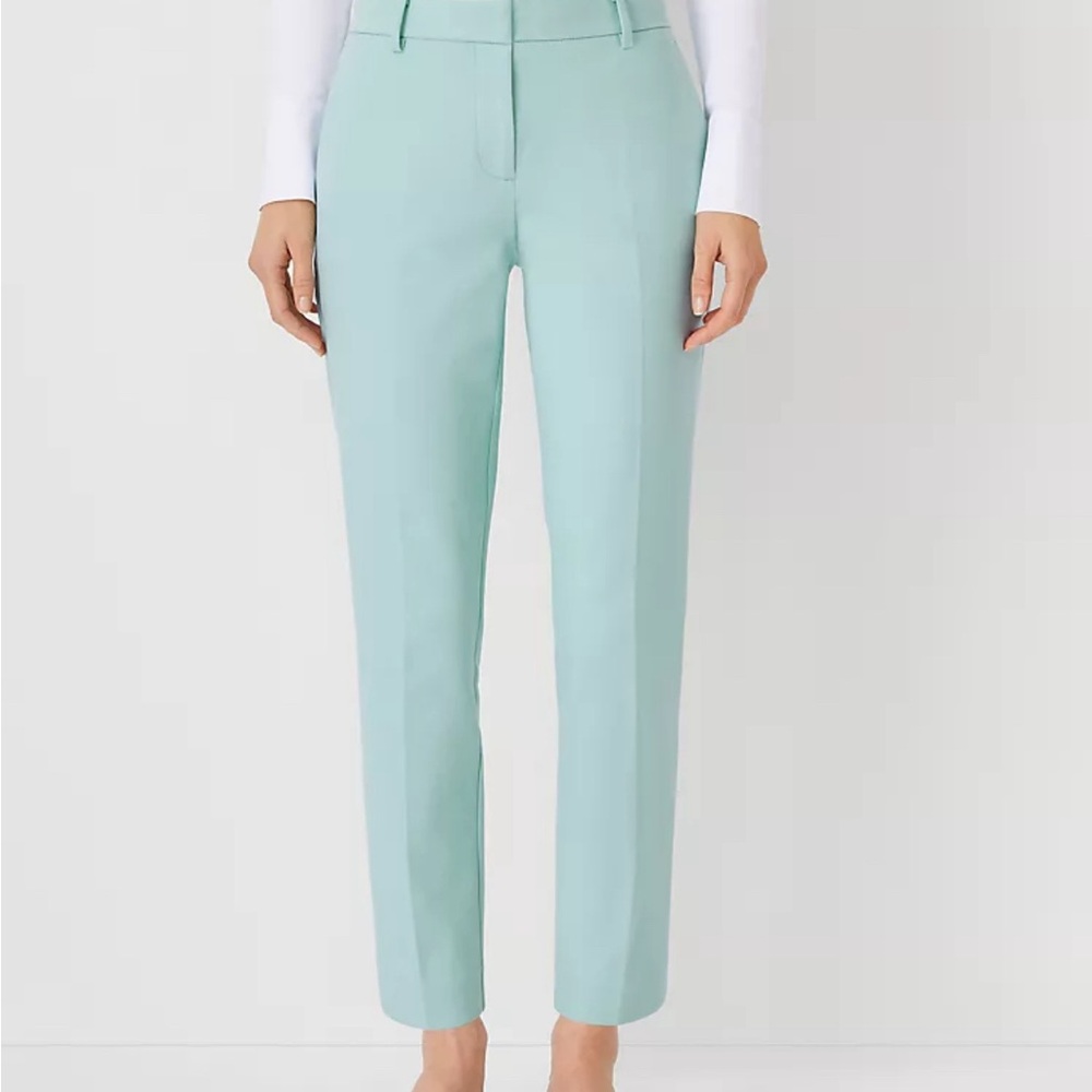 Eva size 8 curvy ankle pant from Ann Taylor
